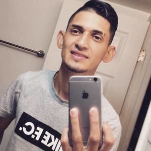 Meet your Posher, Javier